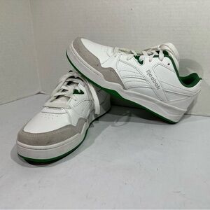 Reebok Youth Size 5 White Galaxy 1 Sneakers Athletic Shoes